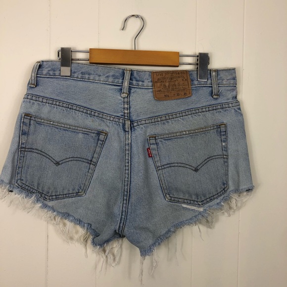 Vintage Levi’s 501 Button Fly Frayed Hem Shorts Sz 32 - Picture 7 of 11